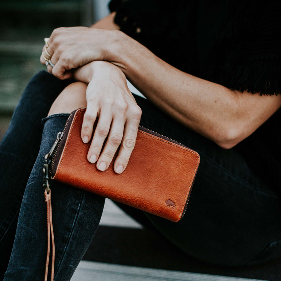 Madison Wristlet Wallet | Saddle Tan